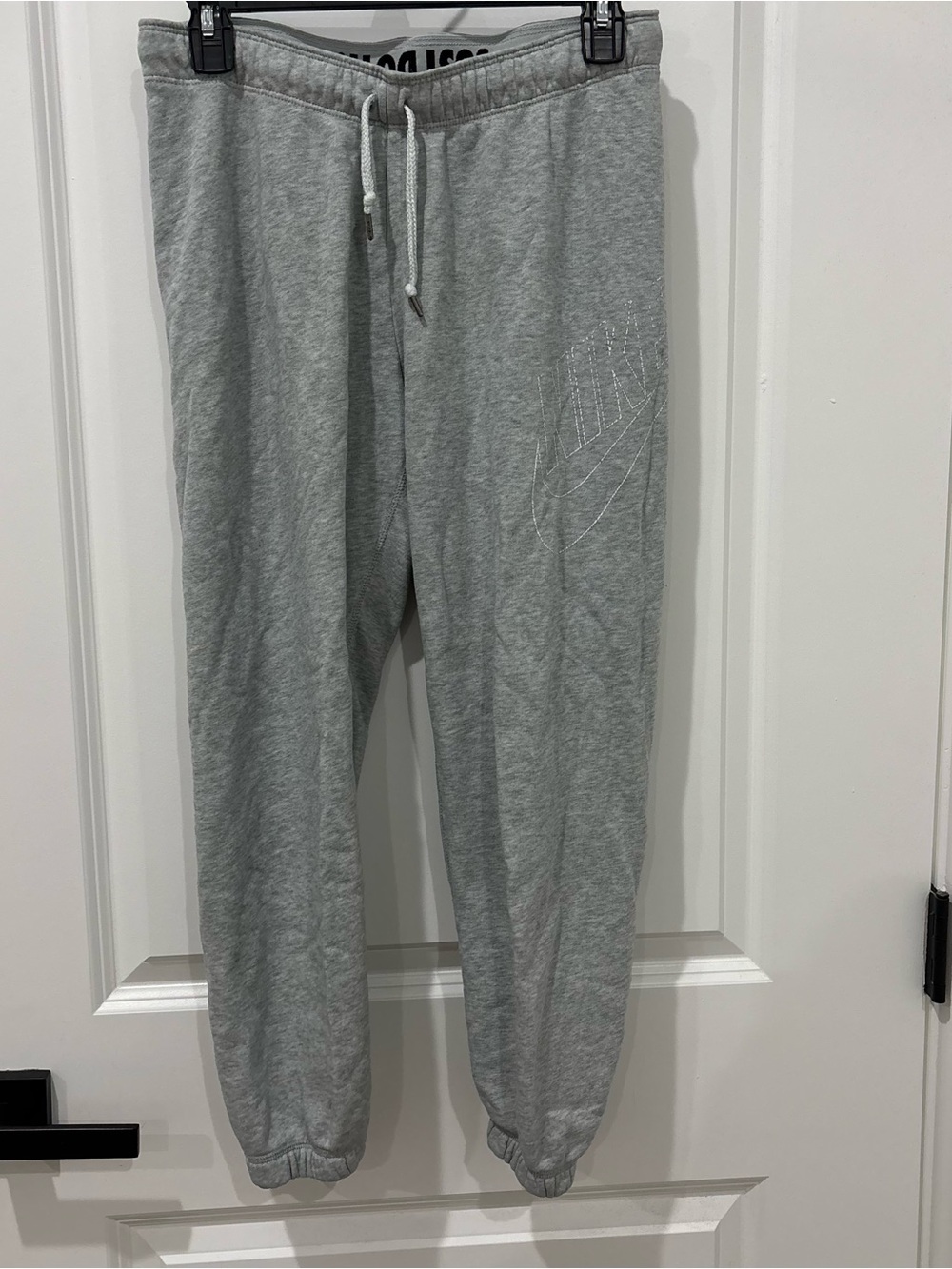 Nike Light Gray Men's Fleece Joggers with Drawstring